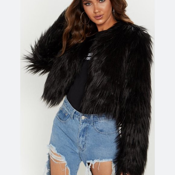 PrettyLittleThing Jackets & Blazers - NWT PrettyLittleThing Liddie Black faux fur shaggy cropped jacket, Size 4